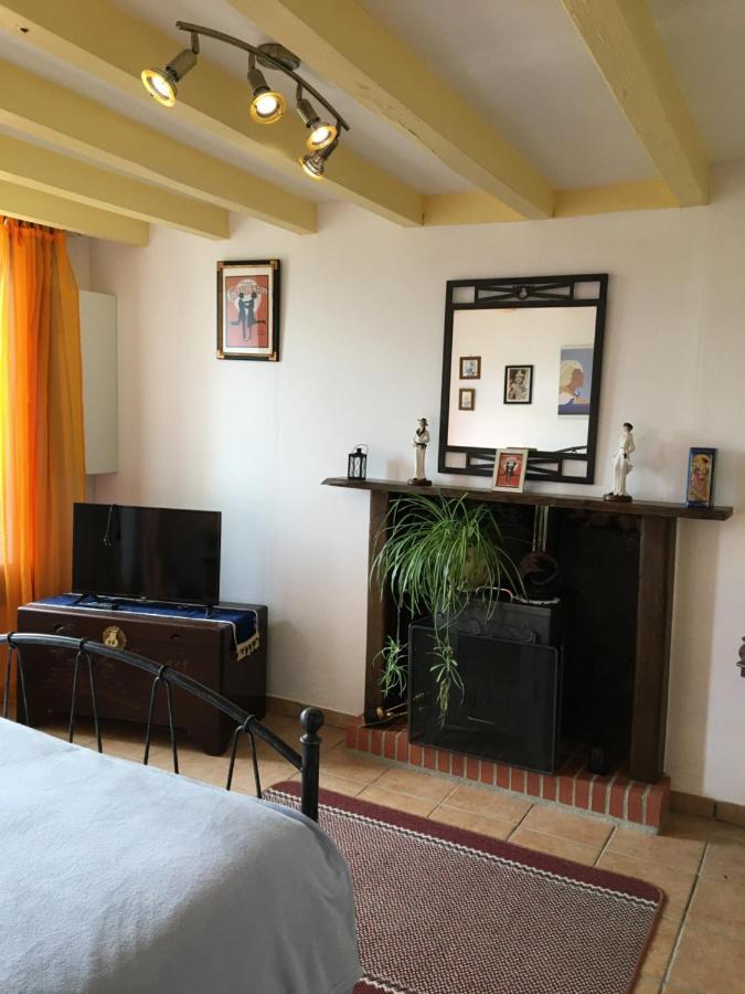 A L Epoque Bed and Breakfast Bouges  Εξωτερικό φωτογραφία
