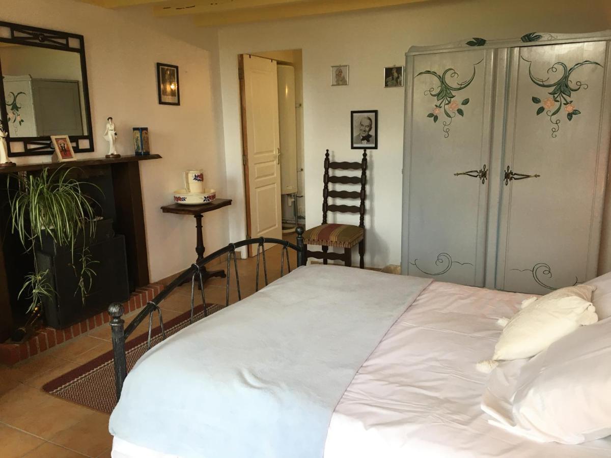 A L Epoque Bed and Breakfast Bouges  Εξωτερικό φωτογραφία