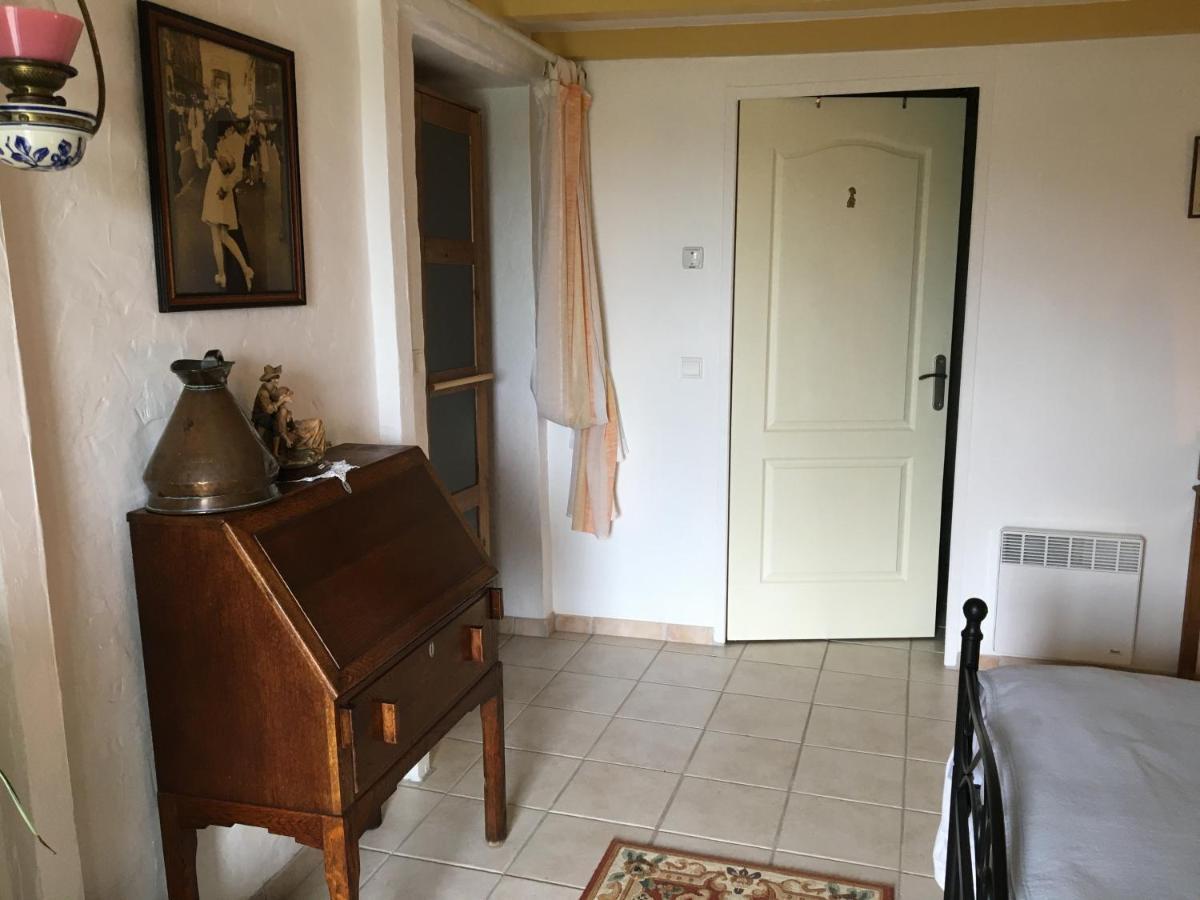 A L Epoque Bed and Breakfast Bouges  Εξωτερικό φωτογραφία