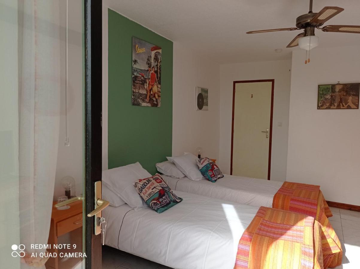 A L Epoque Bed and Breakfast Bouges  Εξωτερικό φωτογραφία